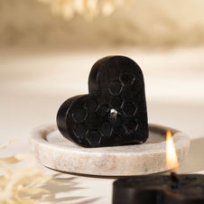Świeca z wosku pszczelego Serce tealight- czarne