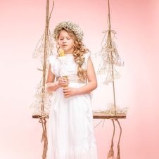 Świeca z węzy pszczelej Gromnica mała profitka beżowa