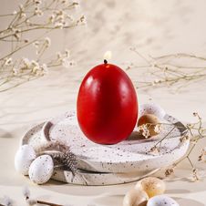 Świeca z wosku pszczelego jajko gładkie czerwone