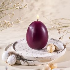 Świeca z wosku pszczelego jajko gładkie fioletowe
