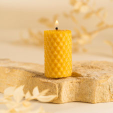 Świeca z węzy pszczelej walec W-053 wys 5 cm