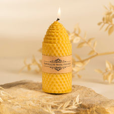 Świeca z węzy pszczelej W-04